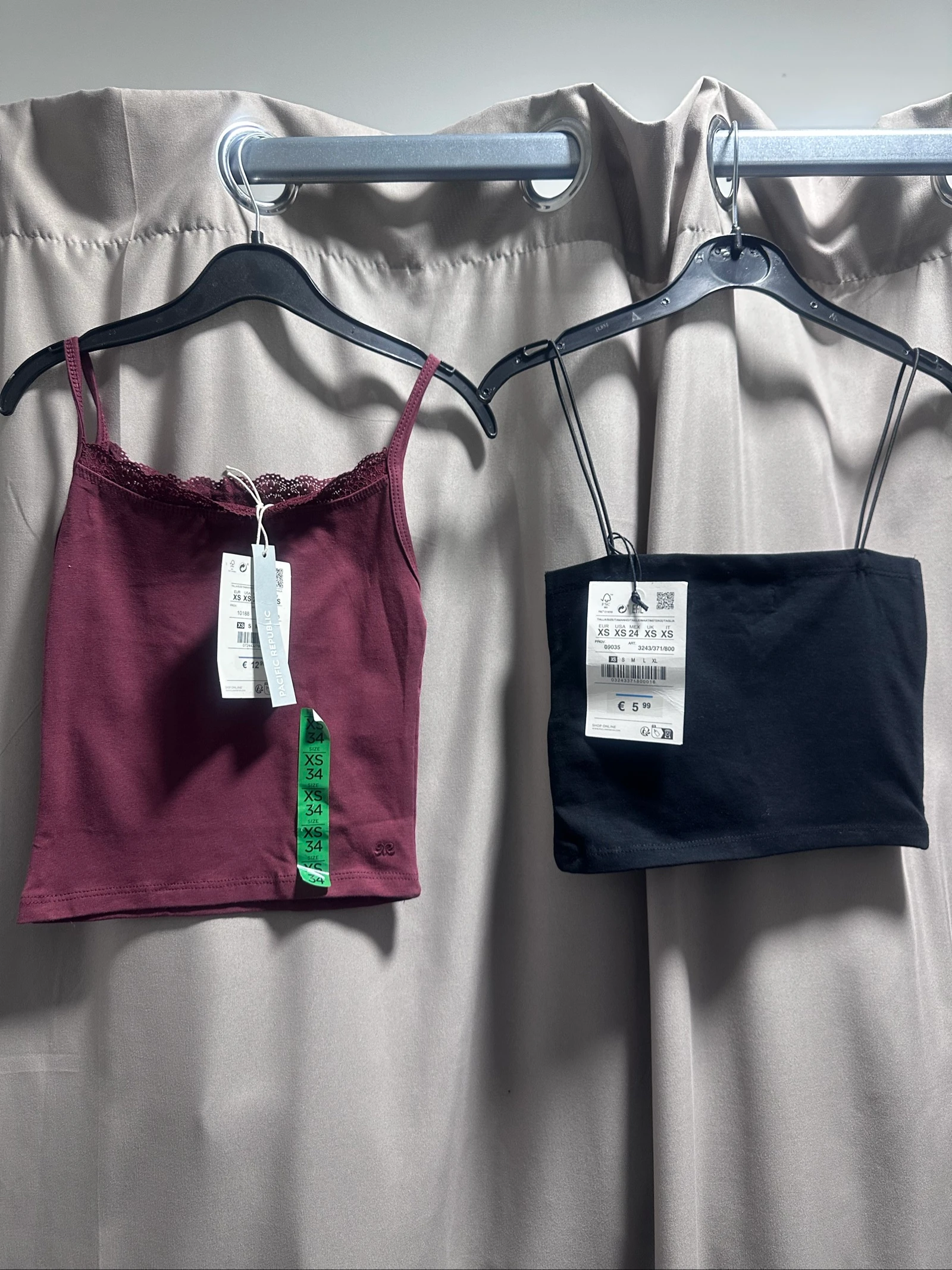 Lot de tops hauts pull&bear xs neufs